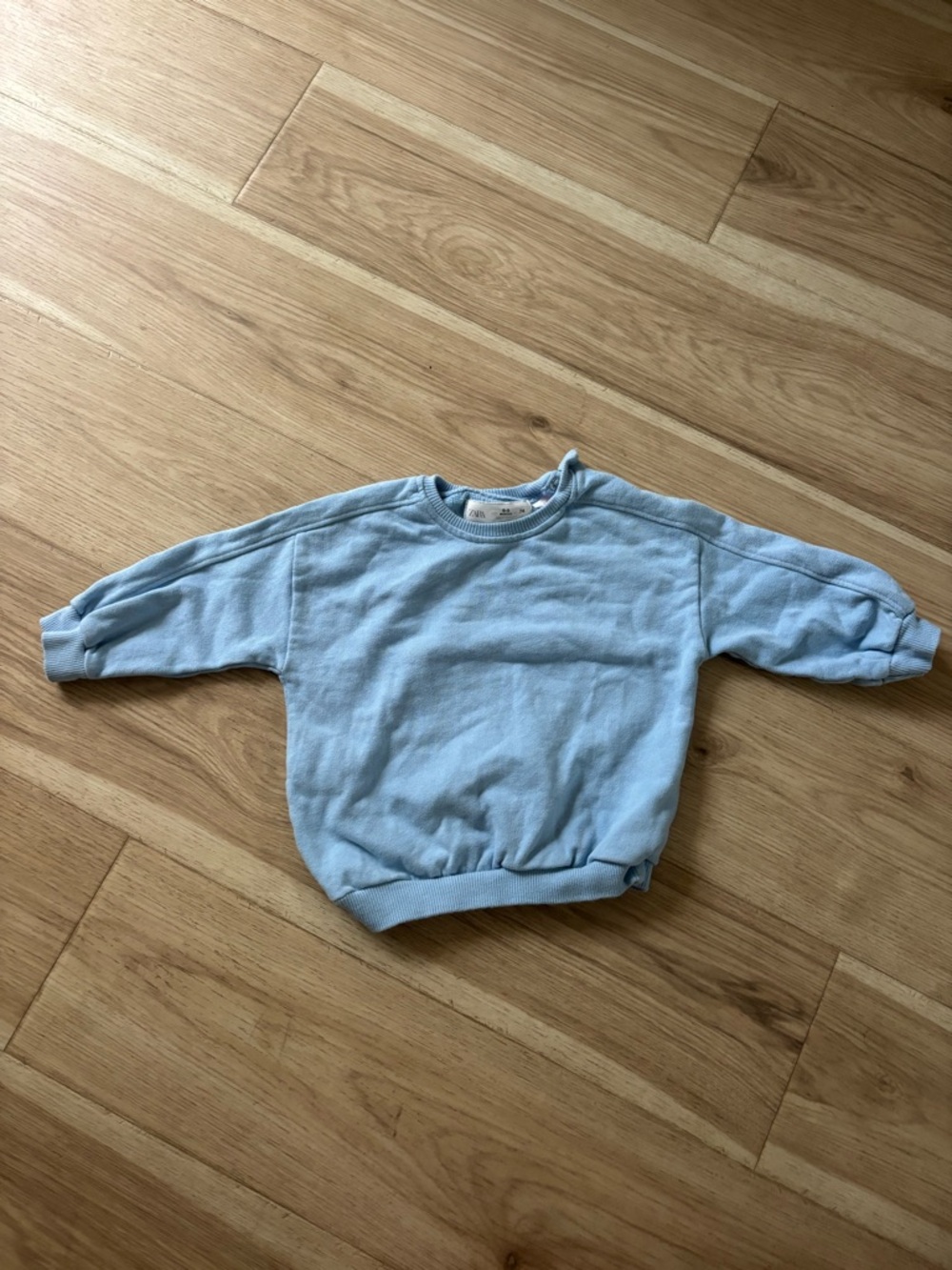 Zara Light Blue Crewneck Sweatshirt
